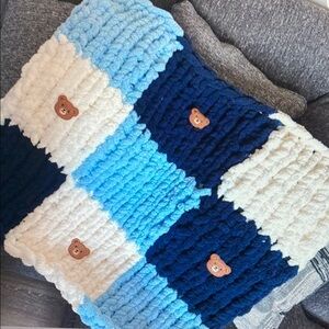 Handmade knit chunky baby blanket